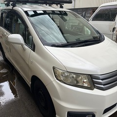 車検たっぷり　フリードスパイク綺麗の画像