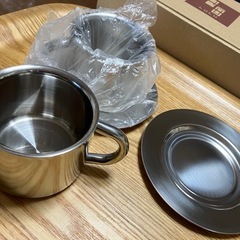 コップ、ソーサーの画像