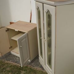 食器棚の画像