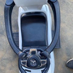 子ども用　車　おもちゃの画像