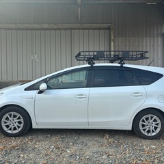 プリウスαの画像