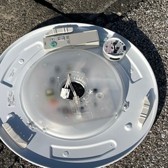 シーリングライト新品訳あり
の画像