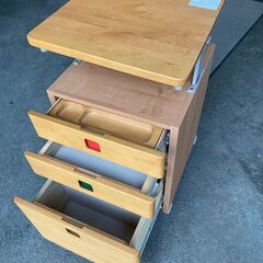 学童用ワゴン　コイズミの画像