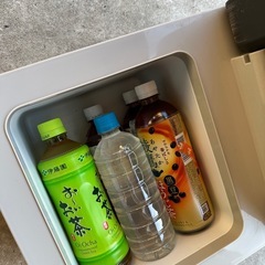 12v シガータイプ　車載冷蔵庫の画像