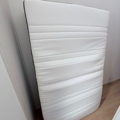 【お譲りします】セミダブルのマットレスの画像