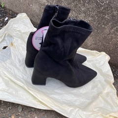 新品★ショートブーツ 黒の画像