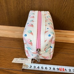 WE GO アイスクリームコーンデザインポーチの画像