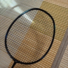 バドミントンラケットの画像