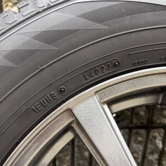 スタッドレスタイヤホイールセットの画像