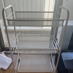 【無料】白色収納ラック　の画像