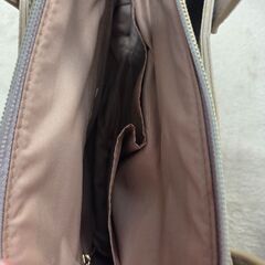 ショルダーバック　ピンクベージュの画像