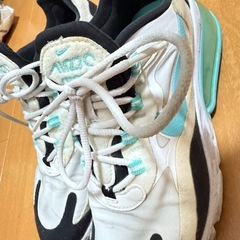 NIKE Air Max　270 React　SEの画像