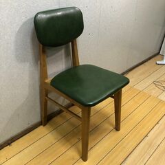 Rasic ラシック ダイニングチェア 1脚 木製フレーム 合皮座面 背もたれ鋲打ち カフェ風 店舗什器にも　【糸島市内 送料無料】251230-4の画像