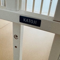 ベビーベッドの画像