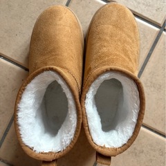 ムートンブーツの画像