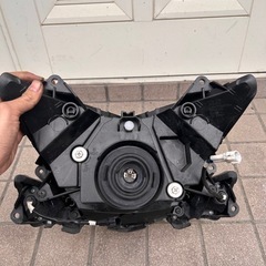 ヤマハ シグナス3型 純正 ヘッドライト ポジションランプセット バルブ付きの画像