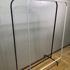 IKEA MULIG ハンガーラック 2台セット 白 黒 スチール製 衣類収納 コート掛け 来客用 シンプルデザイン　88115-6-001の画像