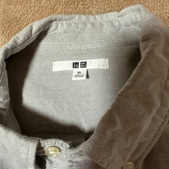 ユニクロ グレー ネルシャツ XLの画像