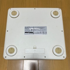 デジタル体重計　ヘルスメーターの画像