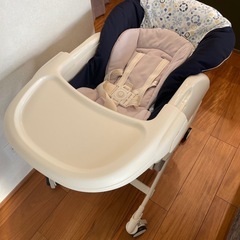combi  ハイローチェア　ベビーステーション　ネムリラ の画像