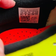 新品⭐︎adidas Predator サッカーシューズ イエロー/ブラックの画像