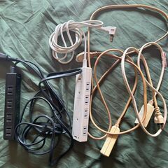 延長コード　電源タップ　３M４口　２M４口　２M３口　１M１口　４setの画像