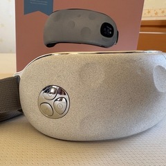 RIORES LANA 目もとマッサージャー
の画像