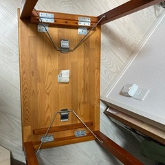 折りたたみ机の画像