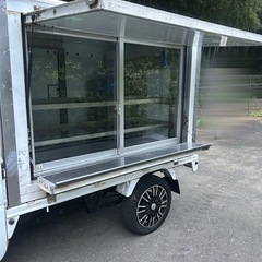 車検令和9年9月まで‼️ 2000年式 スズキ キャリイトラック エアコン付き AT車 移動販売車 40L貯水タンク 蛇口 シンク付き 汚水貯蔵タンク完備の画像