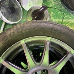 175-65-15　スタッドレスタ
イヤ、ホイールセット の画像