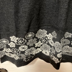 花柄模様のカットソーの画像