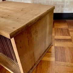 レコードなどの管理用　木製ラック　使用品の画像