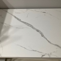 大理石柄　デスク　棚付きの画像