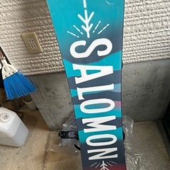 購入後すぐに滑りに行けます！使用回数少ない！レディース　スノーボードセットの画像