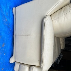 大塚家具ソファ3人がけ  30万以上  1/2日まで期限の画像