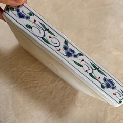 四角い大皿の画像