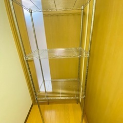 スチールラックの画像