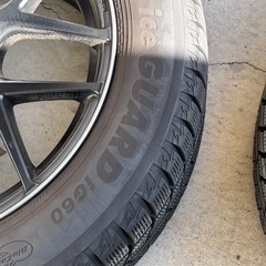 スタッドレスタイヤ 17インチ　225/ 55 R17の画像