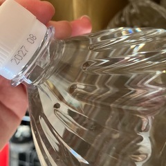 ミネラルウォーター　2L×9本の画像