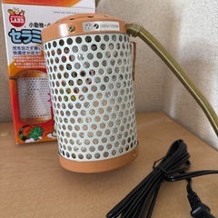 小動物用セラミックヒーター（100W）の画像