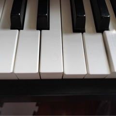 電子ピアノ　の画像