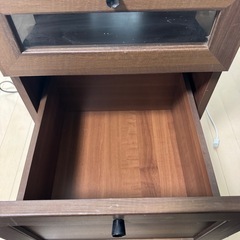 31日.1日引き取り限定 無料で譲ります　LED付き ドレッサー　の画像