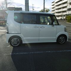 JF1。。N BOXカスタム.ＧＬパッケージの画像