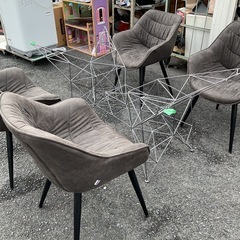 イタリアの家具ブランドCattelan Italia（カッテラン イタリア）のGordon Keramik（ゴードン ケラミック）ダイニングテーブルの画像