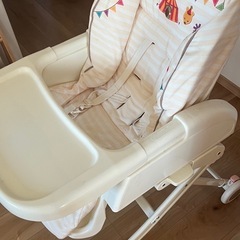 ベビーチェアの画像