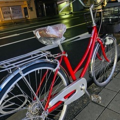 26インチのママチャリ。ハンドル泥よけステンレス製なのでサビに強い。防犯登録も込みなので面倒なく乗れますの画像