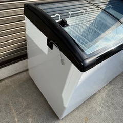 冷凍ショーケース TBSC-190F 曲面ガラス扉 190L 幅1105×奥行606×高さ842(mm)/業務用の画像