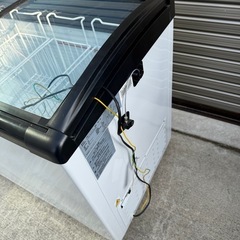 冷凍ショーケース TBSC-190F 曲面ガラス扉 190L 幅1105×奥行606×高さ842(mm)/業務用の画像