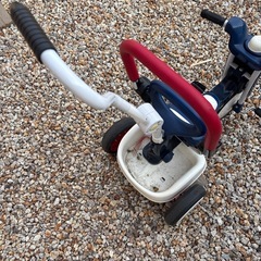 イークル　折りたたみ可能な三輪車の画像