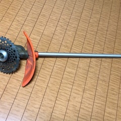 充電式草刈機
の画像